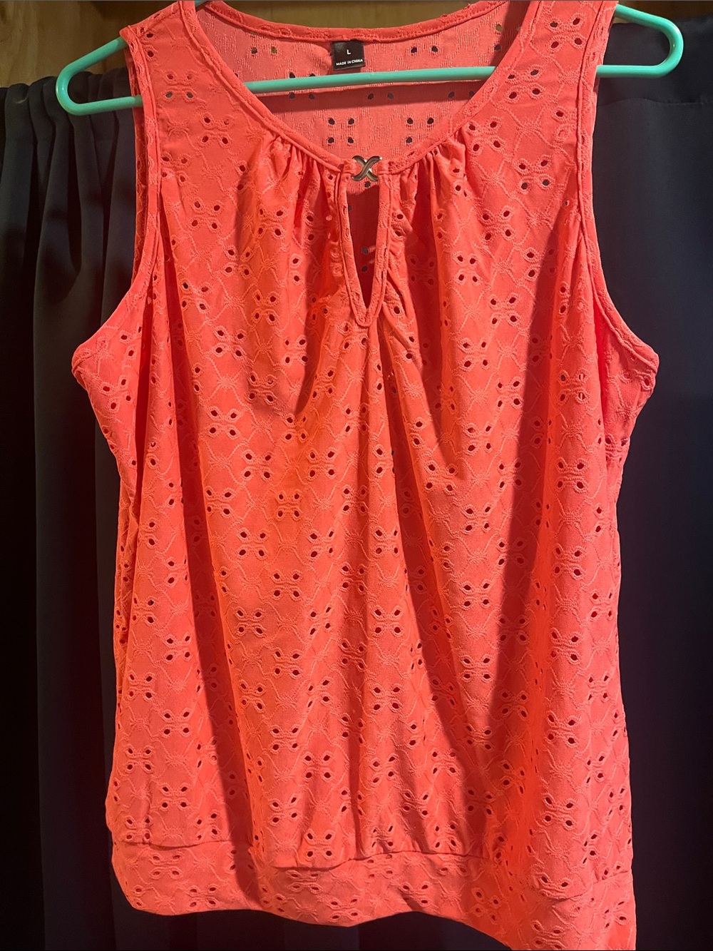 SHEIN Coral Eyelet  Sleeveless Camisole tank